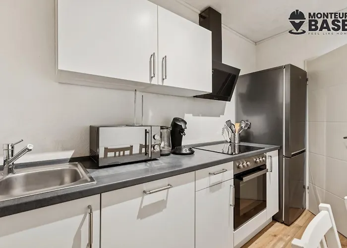 Monteur - Fuer Bis Zu 6 Personen In 63454 - Hu11